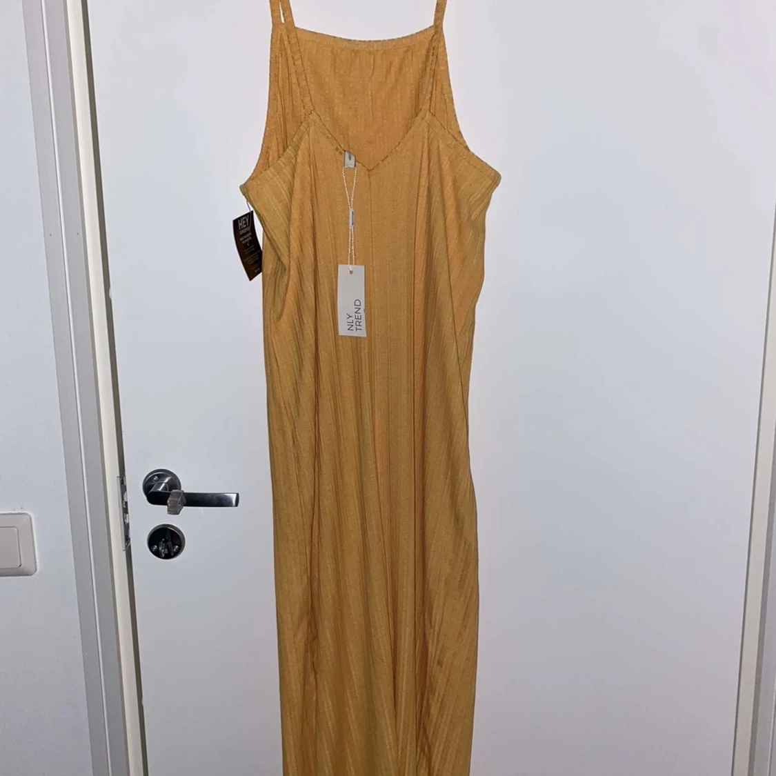 Klänning NLY Trend strl M - 90