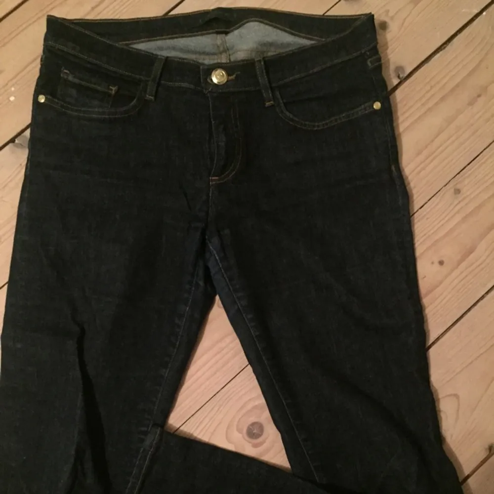 Juicy Couture jeans, använda 3 ggr. Storlek 28. Mycket stretch. Jeans & Byxor.