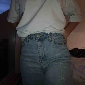  - Urban outfitters jeans köpta i vintras 💗 kan mötas i Stockholm eller frakta 