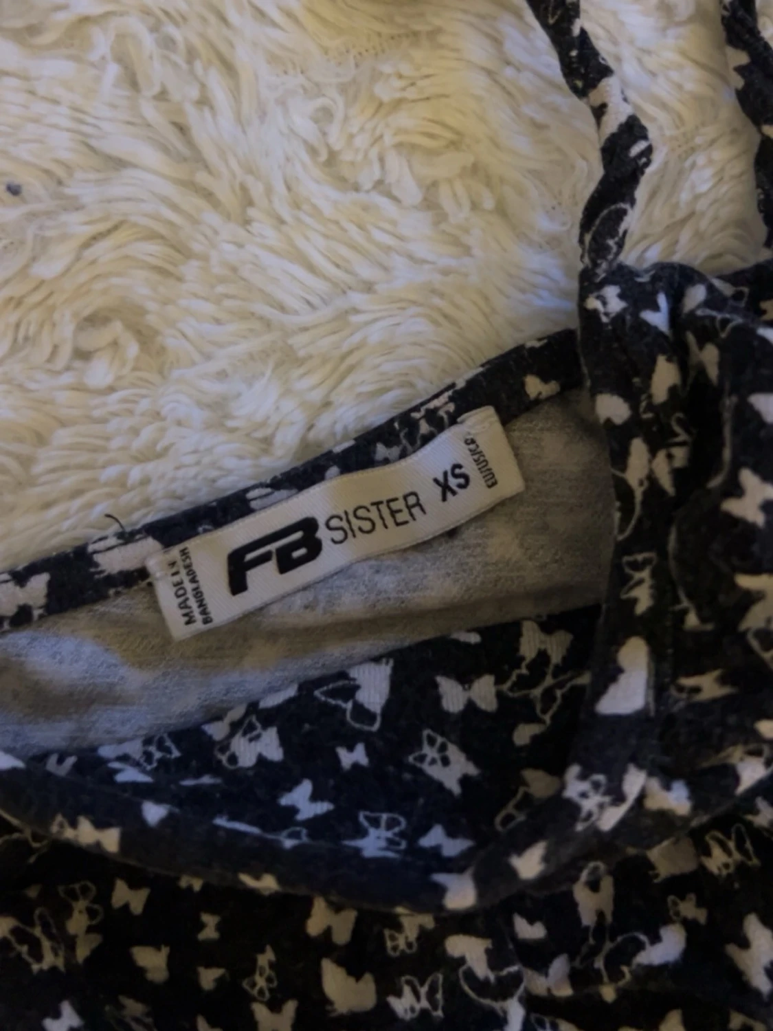 Svart blommig linnetopp från FB Sister - 1
