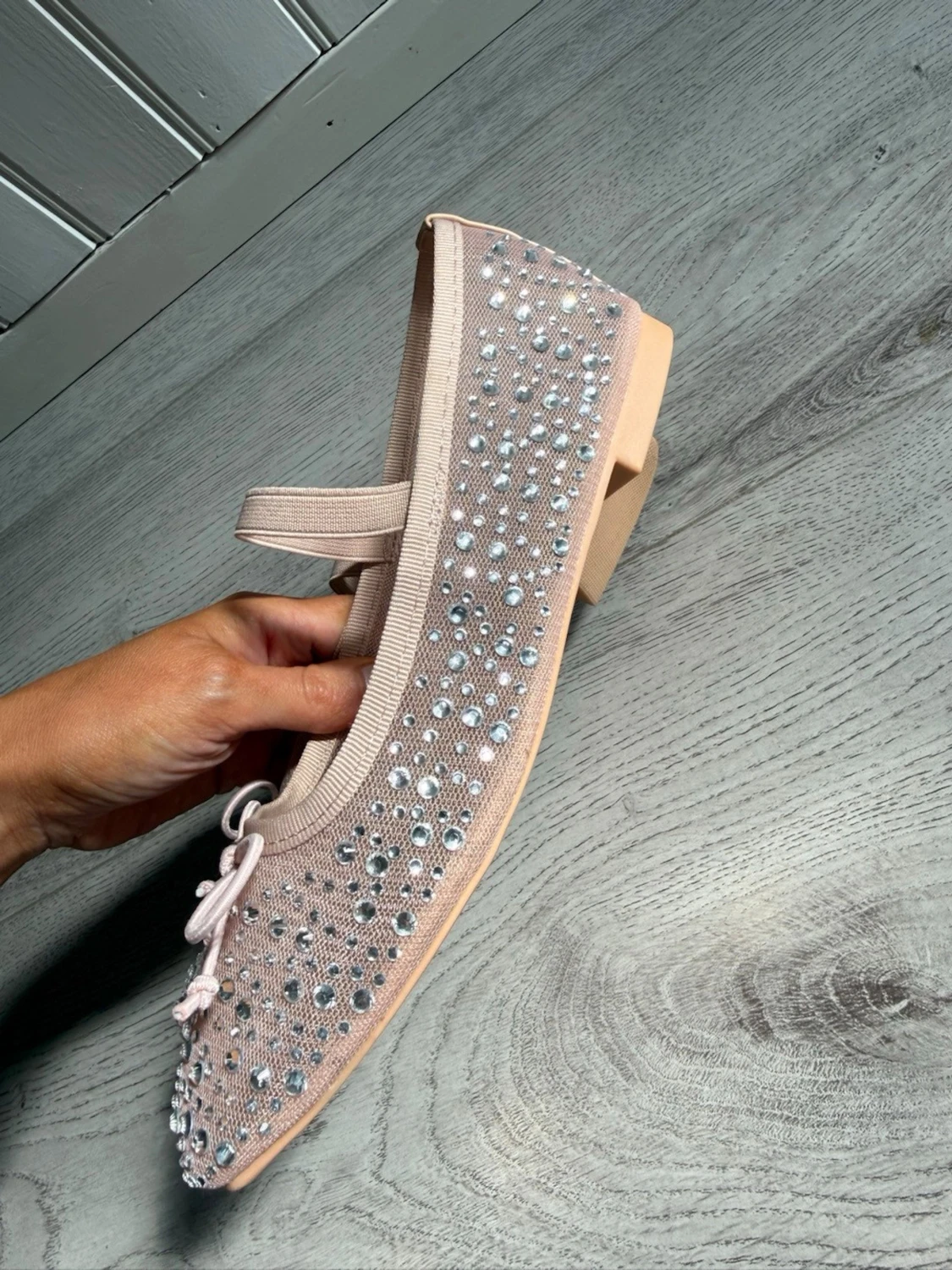 Nude ballerinaskor med strass och rosett - 2