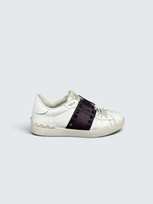 Valentino open skor - Storlek: 39 || Skick: Mycket bra skick || Nypris: Ca 6000kr || Följ för liknande produkter 🌊🍾