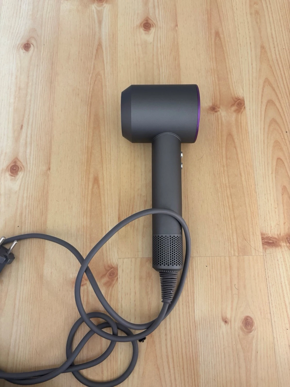 Dyson  - 1