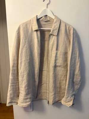 Beige j Lindberg overshirt - Beige/vit j Lindberg jacka/overshirt 