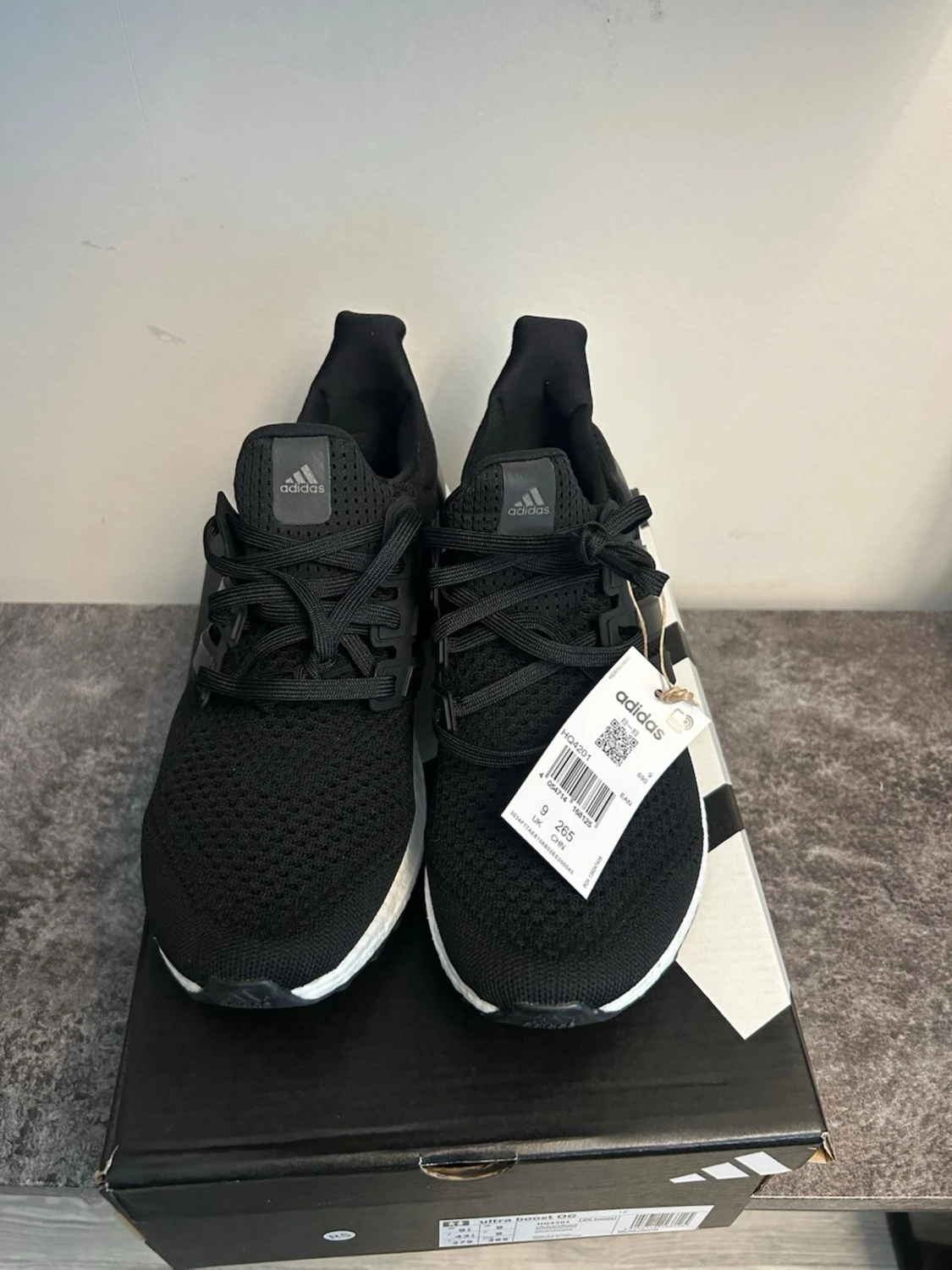 Svarta Adidas Ultraboost sneakers - 2