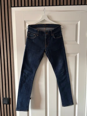 Nudie Jeans - Nudie jeans i bra skick, storlek 29/30