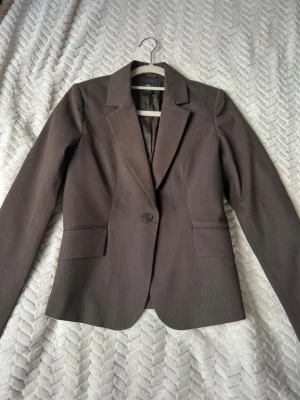 Brun kavaj  - Brun kavaj/blazer💕