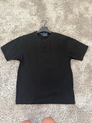 Märkes t-shirt - Aldrig använd!
