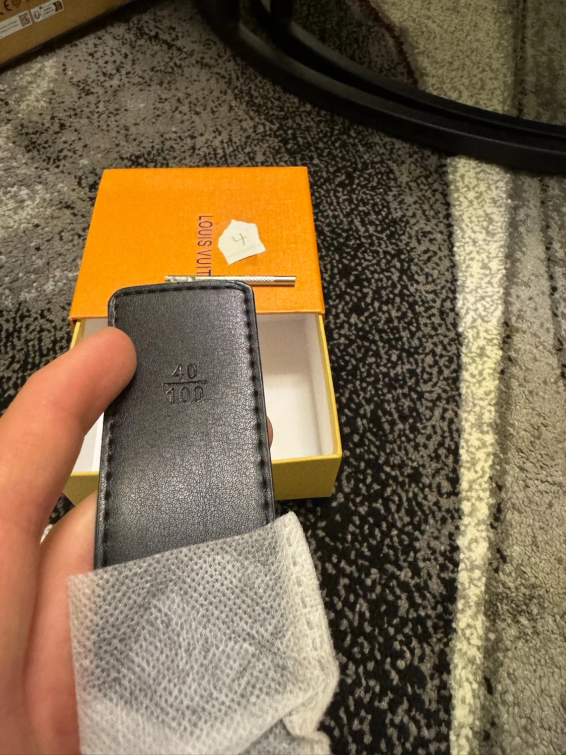 LV svart rutigt bälte - 2