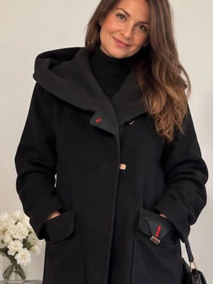 Zeiler Vintage Maxi Wool Coat – 100% New Wool – Black  - Stunning vintage maxi coat by Zeiler, made from 100% pure new wool (Schurwolle).  A beautiful statement piece with an extra-long, almost floor-length silhouette, oversized hood/collar and distinctive pocket details with red and metal accents.  Elegant black colour and a timeless dramatic design. Warm, substantial wool fabric – perfect for autumn and winter.  Very good vintage condition.  🖤 100% New Wool 🖤 Maxi / almost floor length 🖤 Oversized hood & collar 🖤 Statement pocket details 🖤 Vintage E