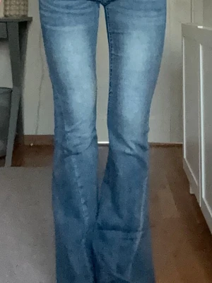 True Religion jeans - Säljer mina true religion jeans för de aldrig kommer till användning, det är används max 5 gånger!