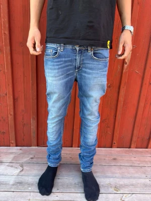 DONDUP JEANS  - Dondup jeans med SLIM FIT passform               Nypris 1999
