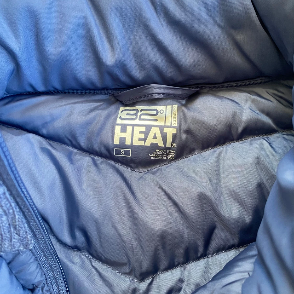 Ny blå hybridjacka i strl S från 32 degreese heat - 91