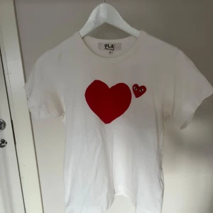 Märkes t-shirt - Väldigt bra skick 