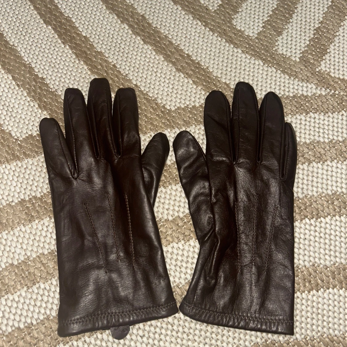 Bruna skinnhandskar - 90