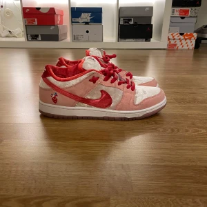 Nike Dunk Low Strangelove - Nike Dunk Low Strangelove sneakers 