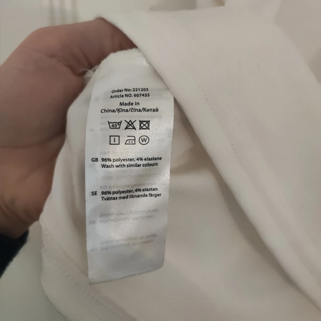 (NY) Vit linnetopp från Chiara Forthi - 93