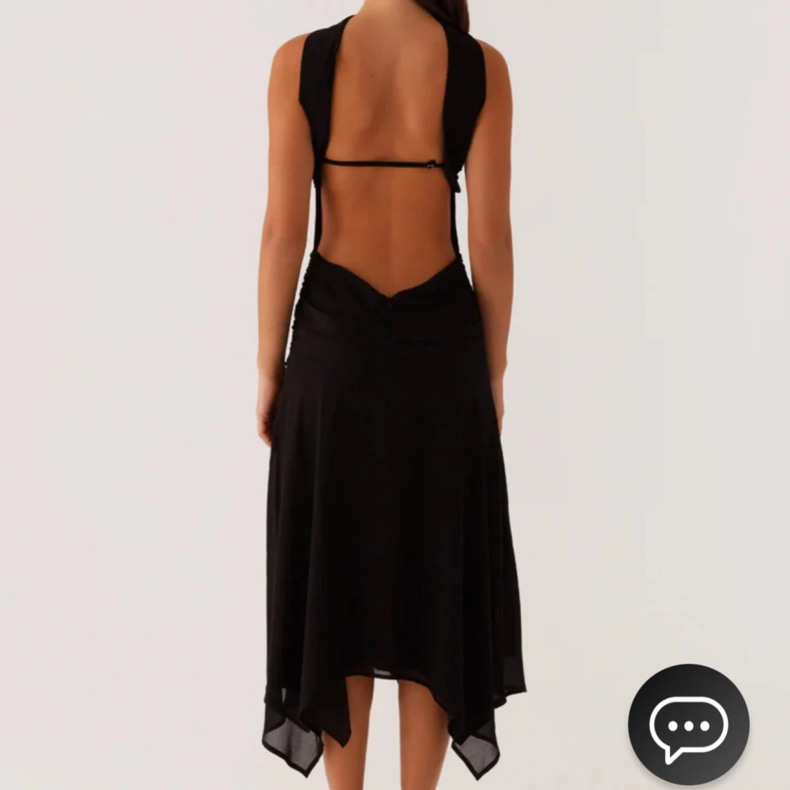 Lång svart klänning - 90