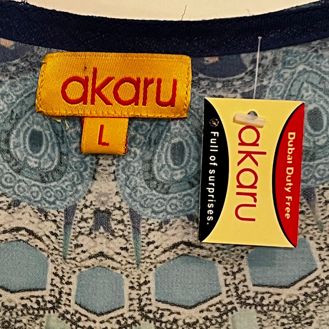 Blå mönstrad kaftan från Akaru - 90