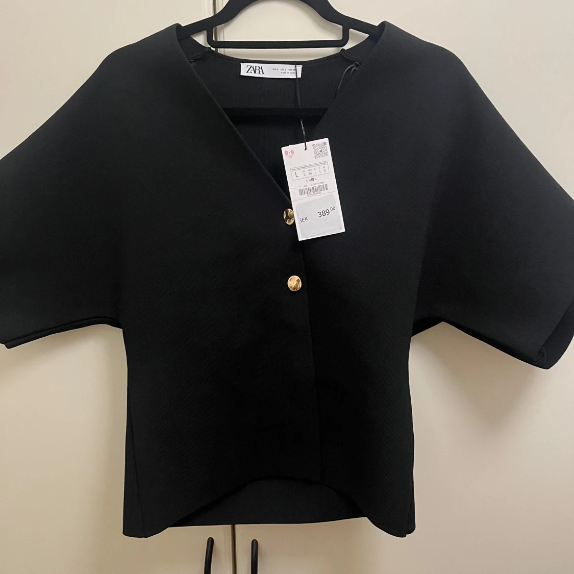 Svart kortärmad topp från Zara - 90