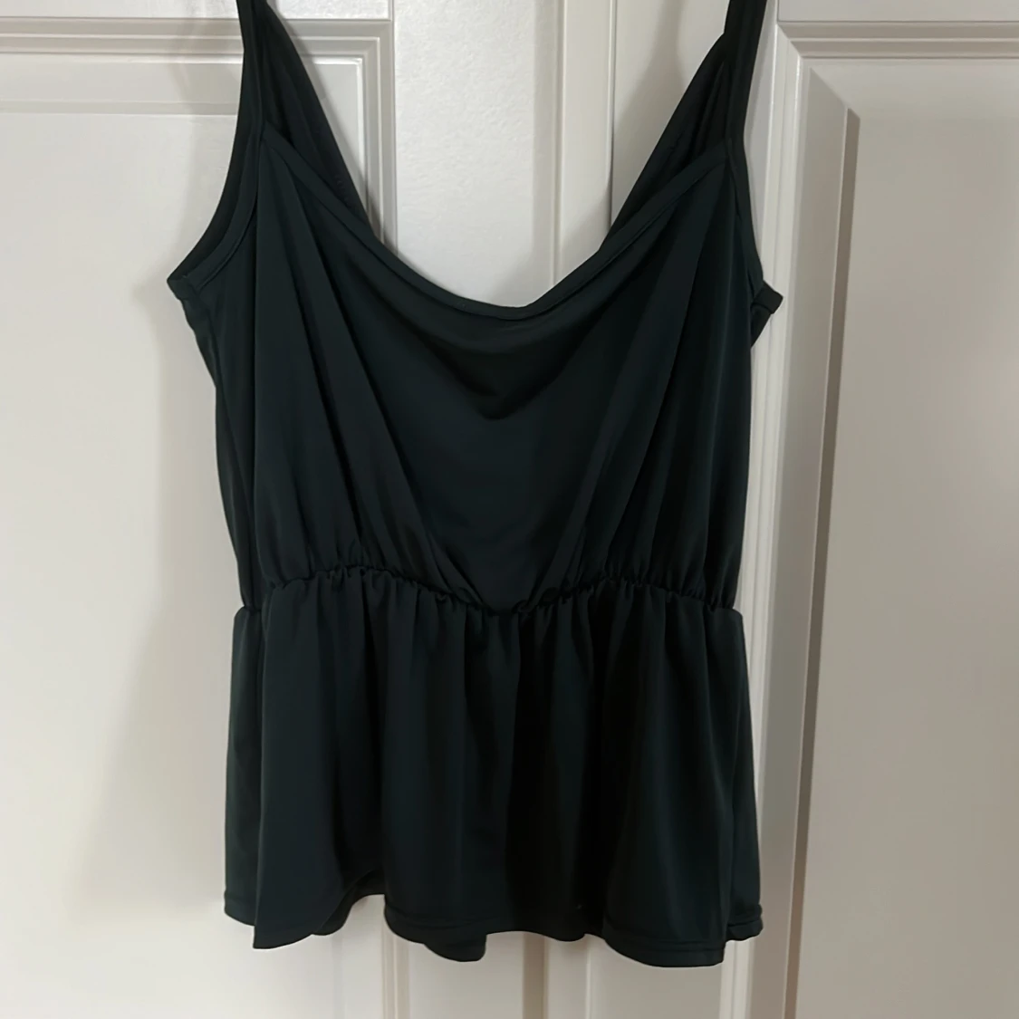 Mörkgrönt omlottlinne från Missay - 90