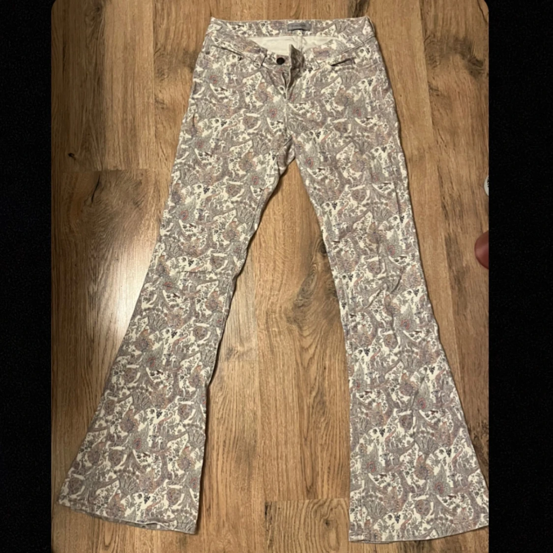 Mönstrade bootcut byxor - 91