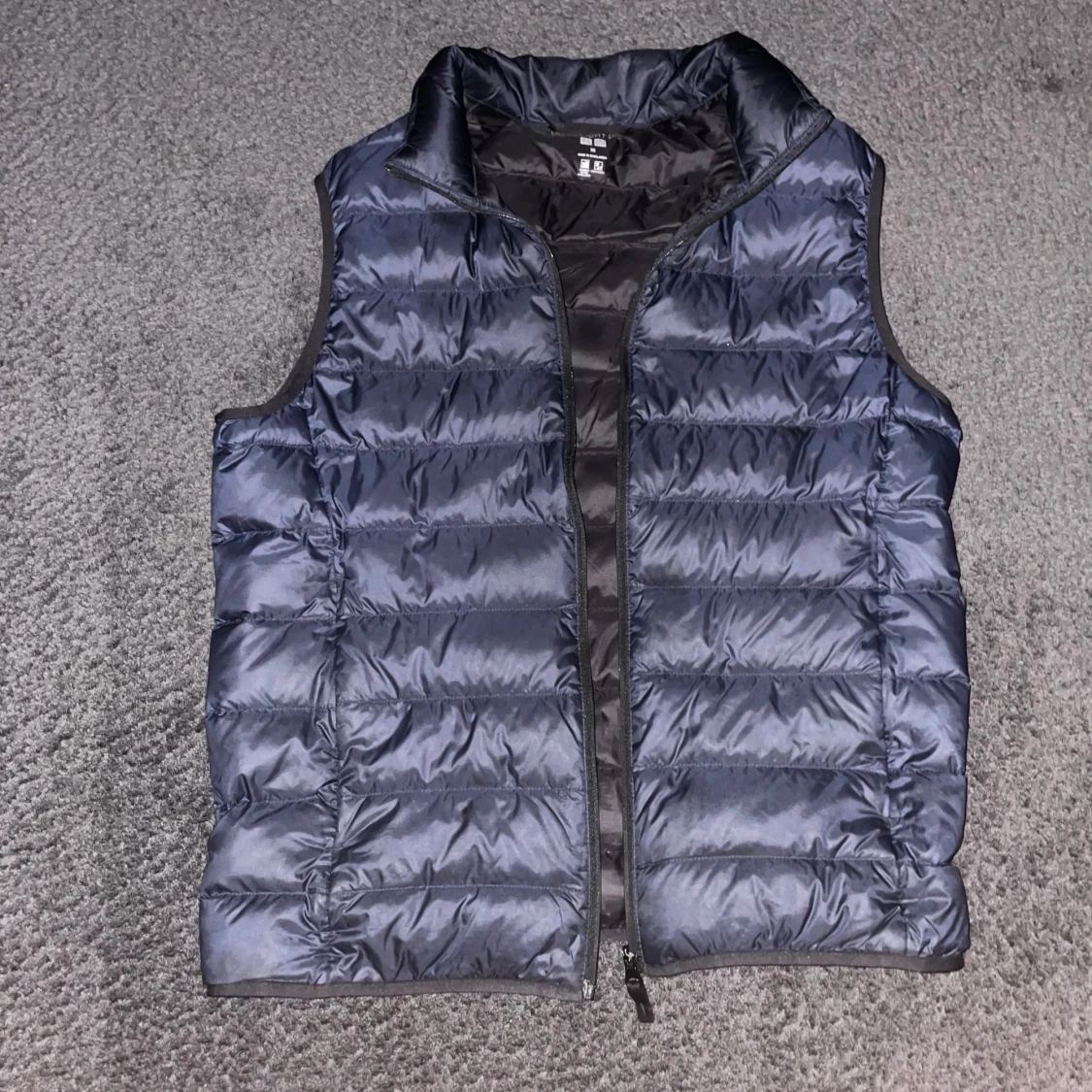 Marin blå uni qlo väst  - 2