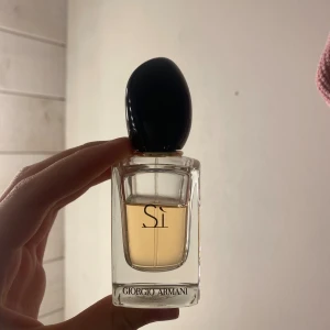 Si armani - Luktar såååå gott men tröttnat lite.