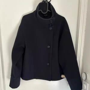 kappa - skitsnygg kappa som använts en höst 