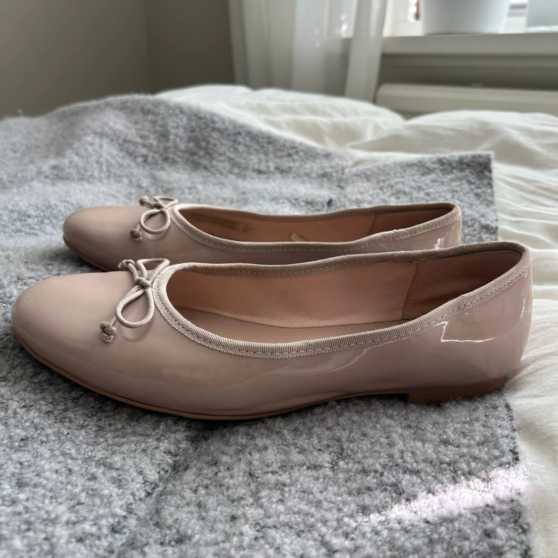 Ljusrosa ballerinaskor - 90