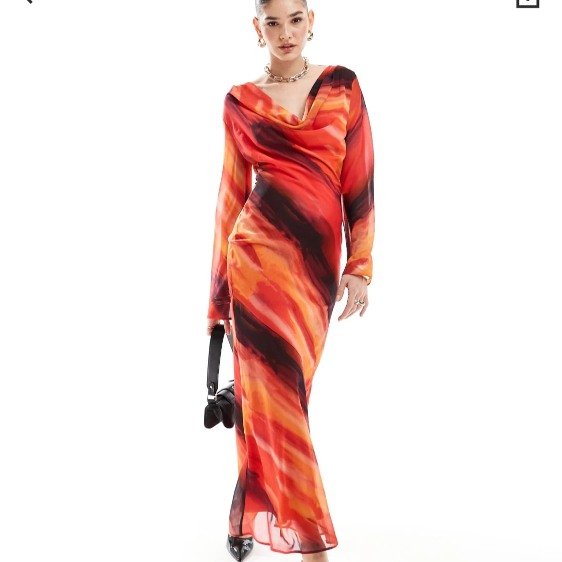 Röd Maxi klänning i chiffon 