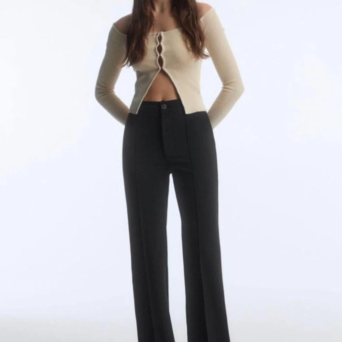 Svarta kostymbyxor