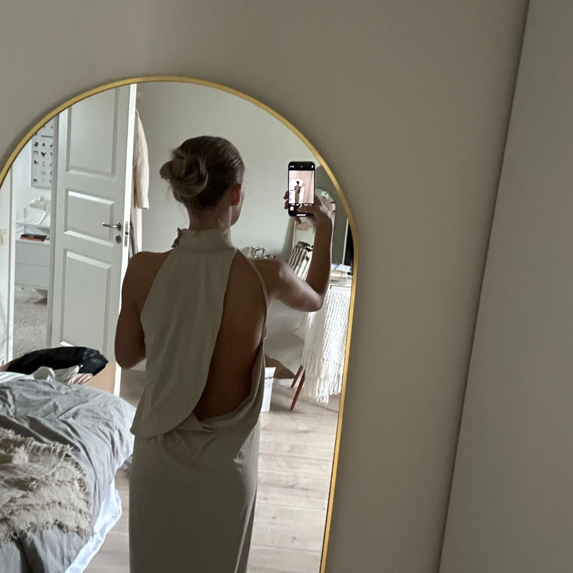 Creme långklänning - 4