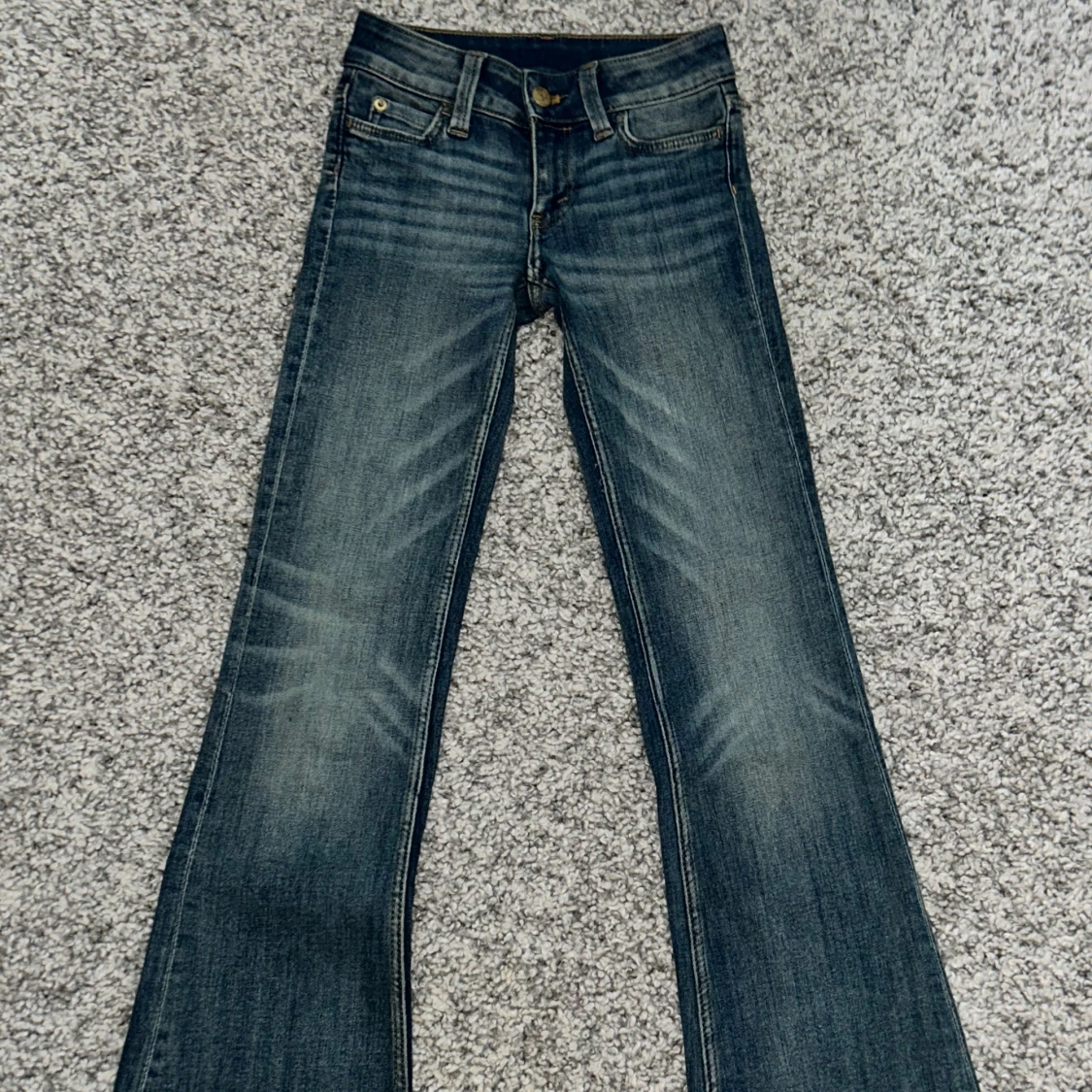 Blå bootcut jeans Weekday - 1
