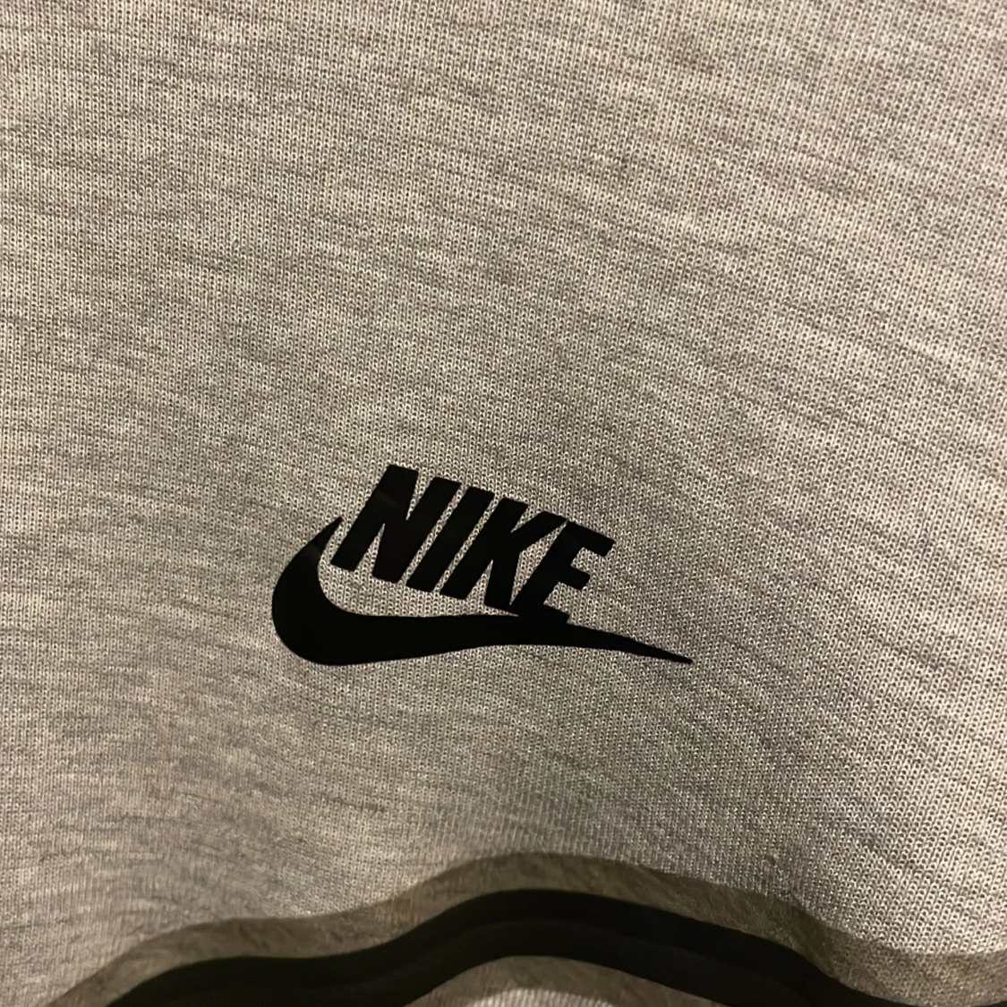 Grå hoodie från Nike - 1