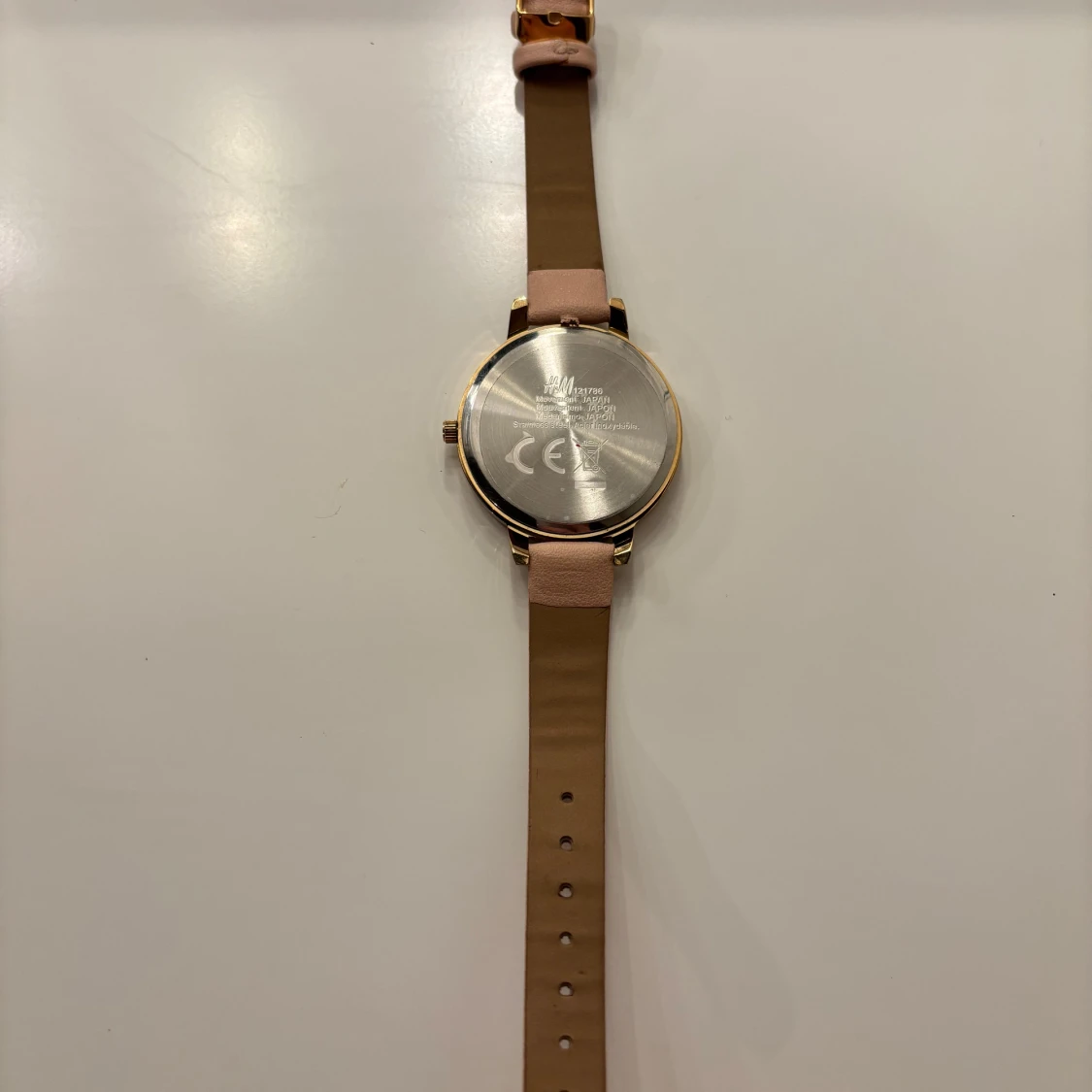 Elegant klocka med rosa armband - 1