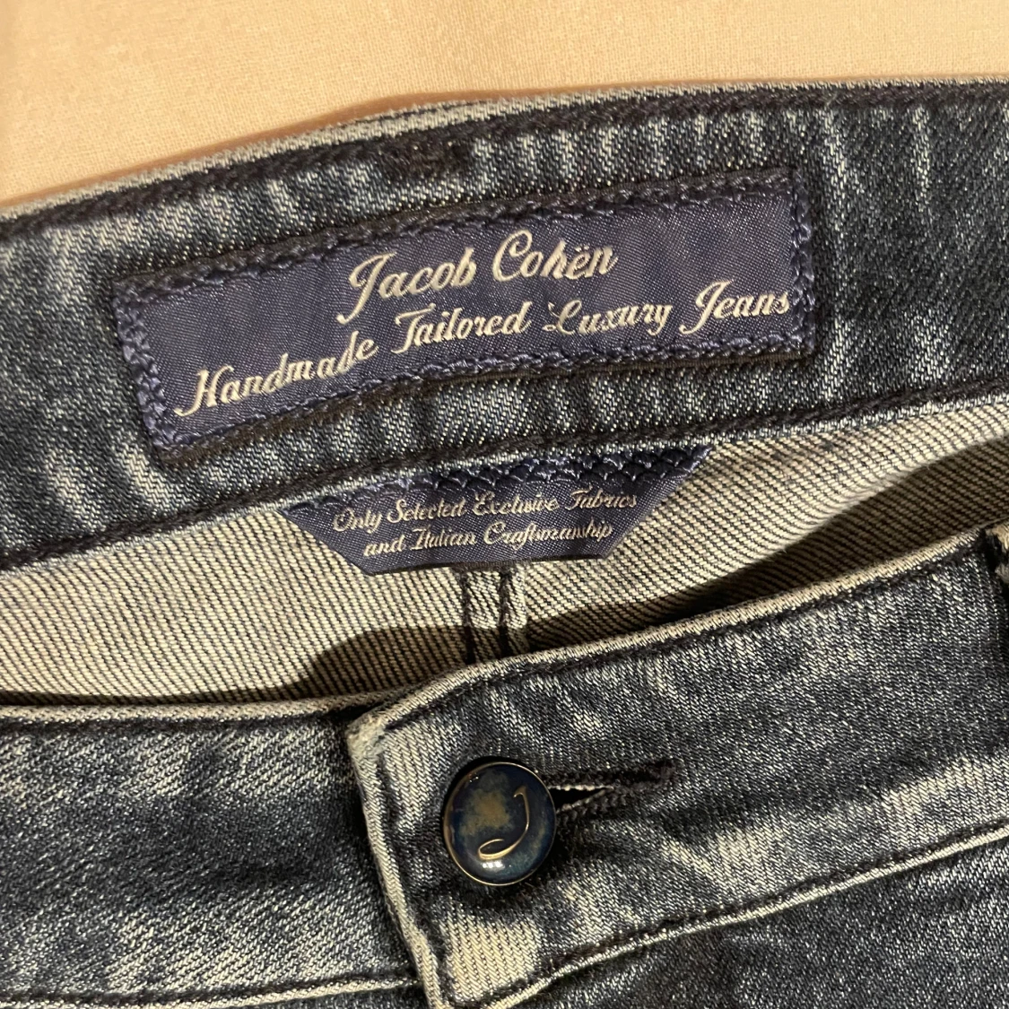 Mörkblå jeans från Jacob Cohën - 2