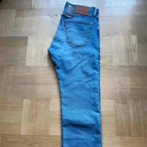 Levis jeans 501, helt nya - Levis 501 jeans helt nya aldrig använda