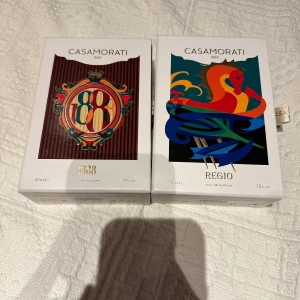 Xerjoff Parfymset  - Säljer ett exklusivt parfymset från Casamorati med dofterna 1888 och Regio. Båda är i princip fulla (fylls inte till topp som nya). Nyskick på dessa är 1300:- per flaska. 