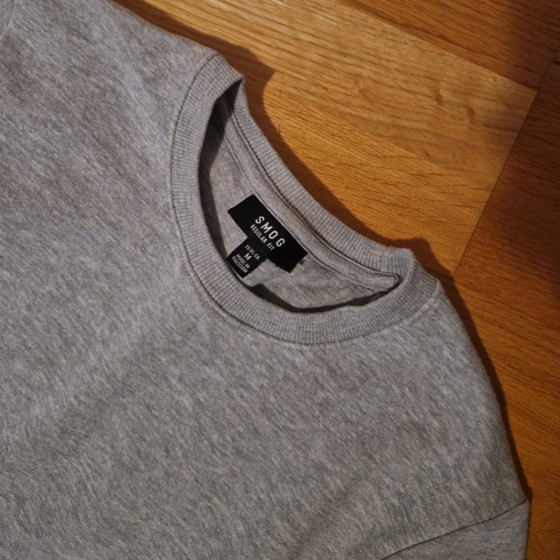 Grå sweatshirt från Smog - 90