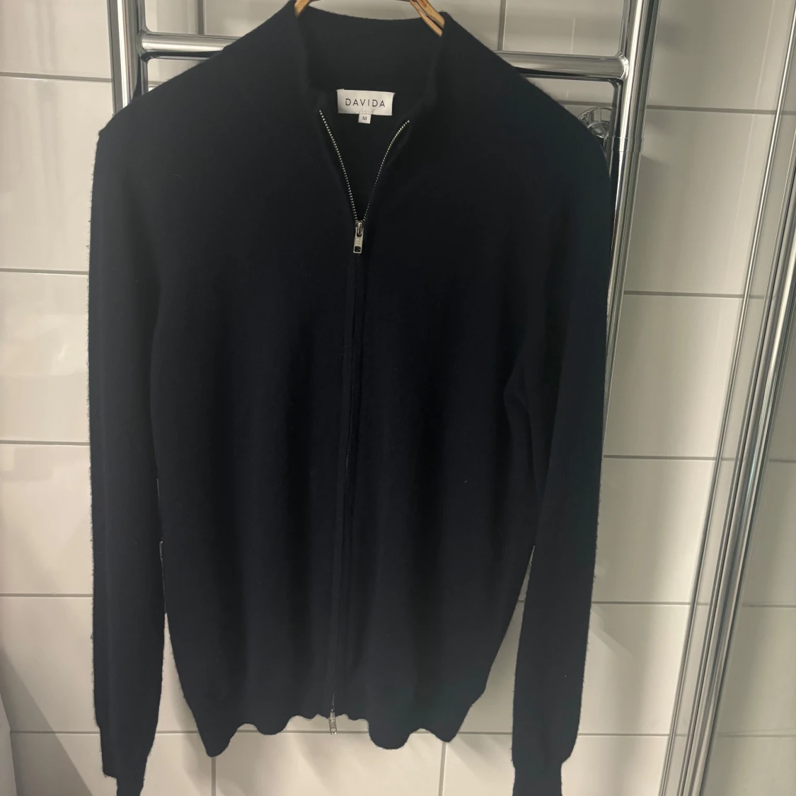 Mörkblå kofta från Davida