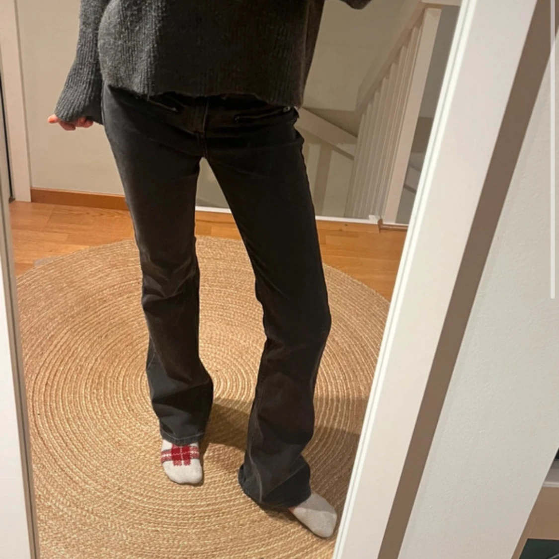 Snygga Lågmidjade bootcut jeans 