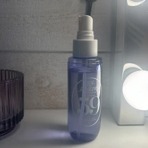 Sol de Janeiro  - Använt lite men väldigt mycket kvar☺️ luktar fräscht 