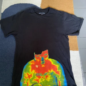 Fa tröja  - Fucking awesome tröja köpt i nån skejtbutik i cph. Använd typ två gånger. Frågor o mer i dm. Pris kan diskuteras 