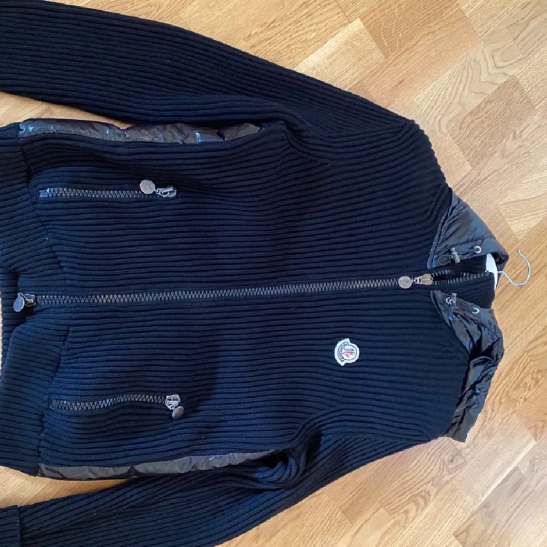 moncler cardigan ovanlig modell
