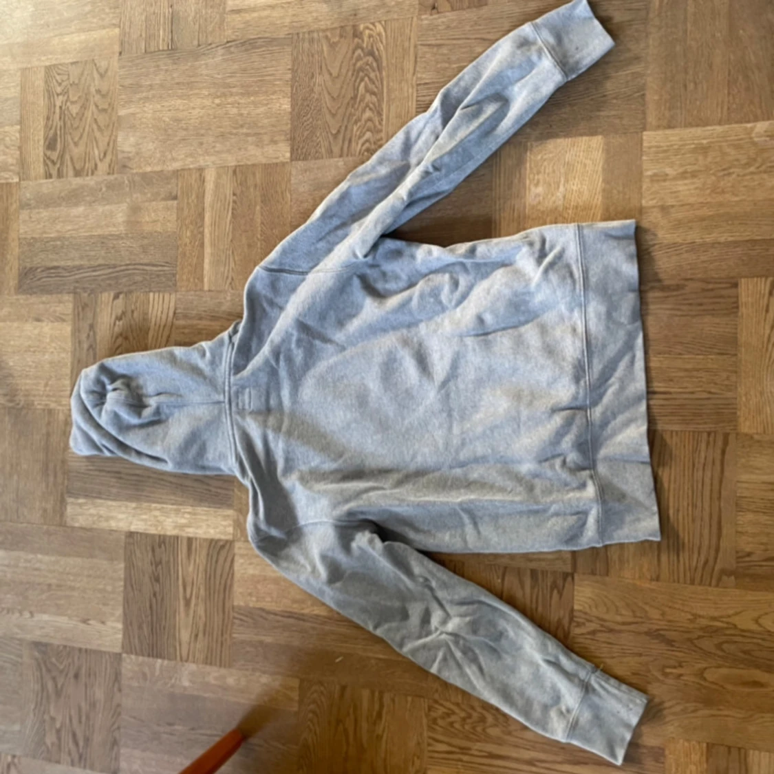 Grå Levis hoodie  - 90