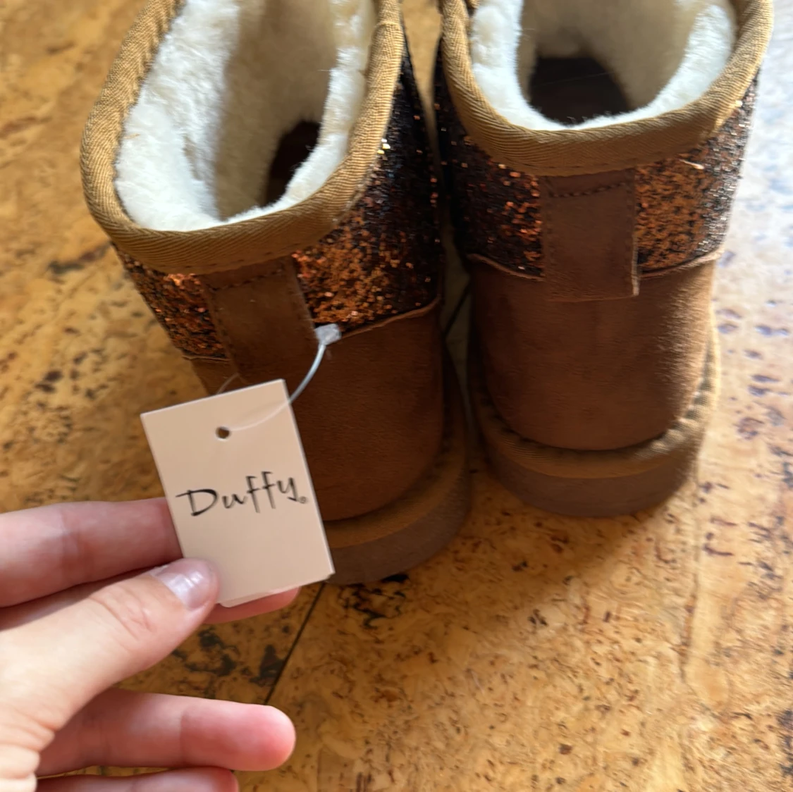 Helt nya vinterskor - 90