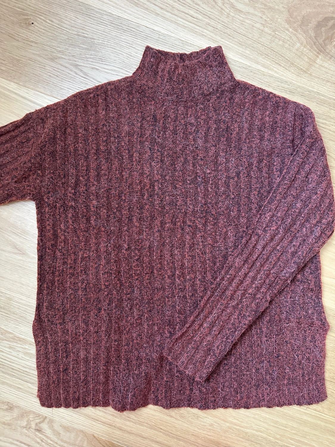 Stickad tröja från Pieces - 90