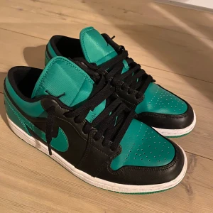 Oanvända Jordan 1 - Helt nya. Inga fel. 