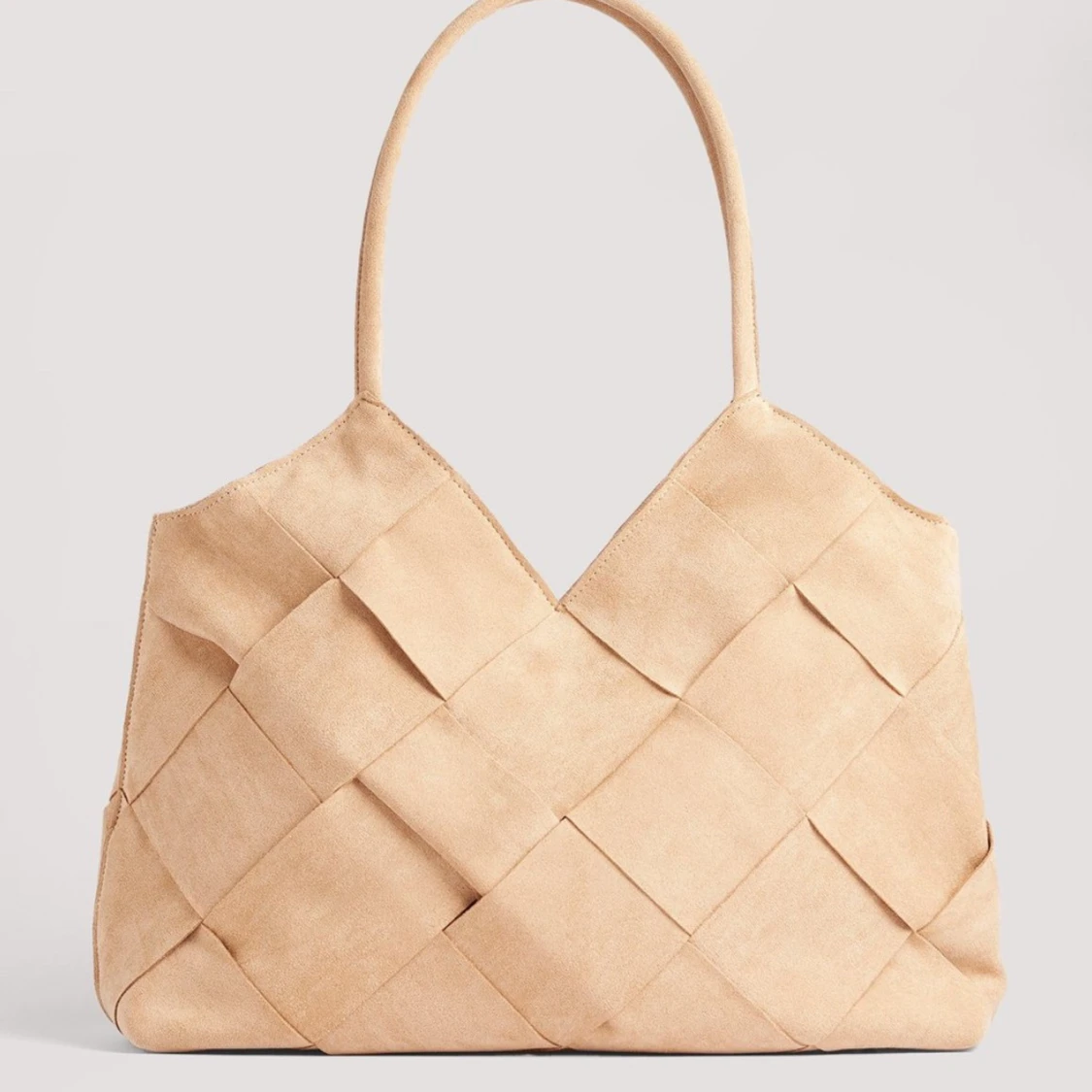 Beige axelväska i mocka - 1